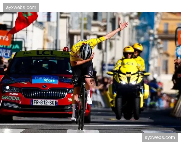通讯：回顾巴黎-尼斯总冠军埃费内普尔的夺冠之路，从序幕赛开始领先